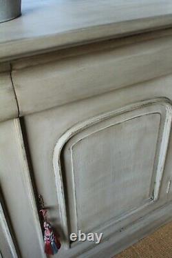 Farmhouse Provincial Painted Grey Sideboard/server/chiffonier/cabinet/cupboard